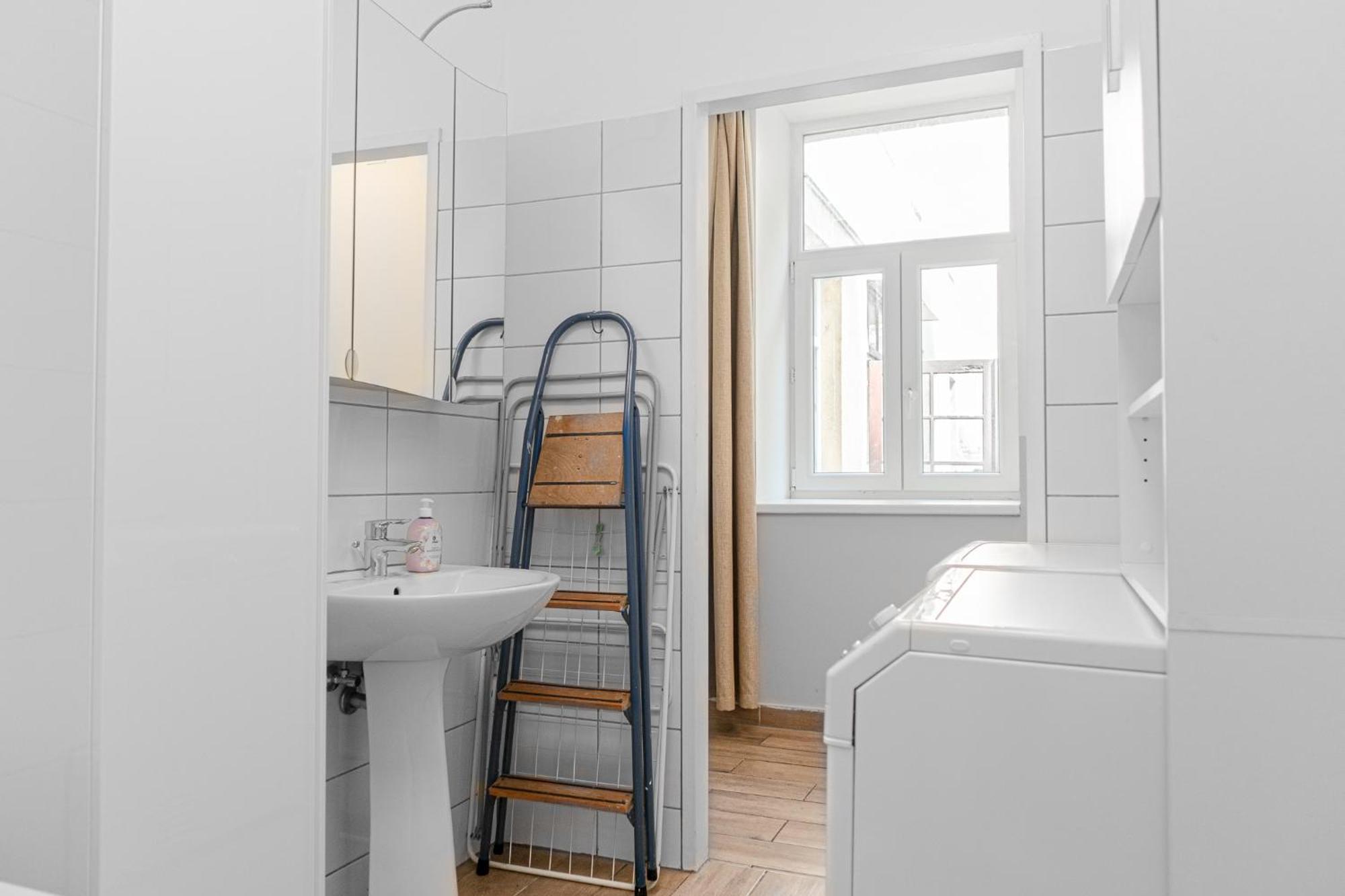 Lovely 2Br Shared Apartment, Enkplatz U3, 15Min To Center Viena Exterior foto